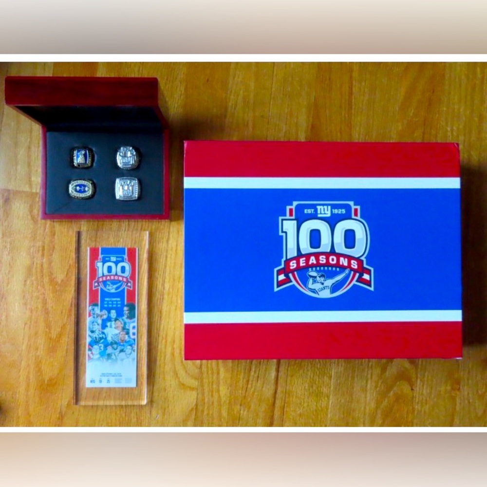 100 Seasons NY Giants Commemorative Super Bowl Ring Case